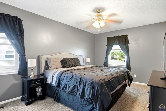 4405 SE Maryland AVE, Topeka, KS 66609