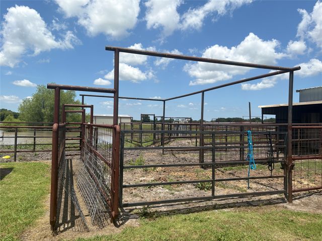 15901 County Road 1030, Blue Ridge, TX 75424