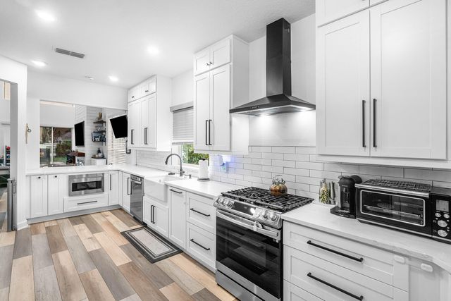 5705 NW 42ND Court, Boca Raton, FL 33496