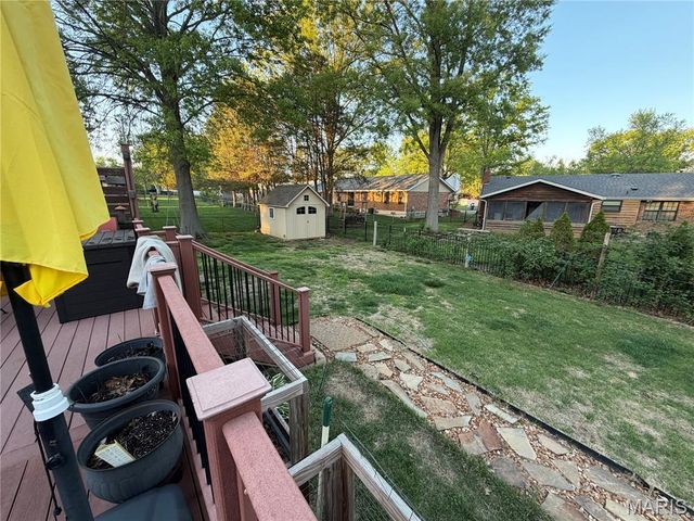 7070 Bumble Bee Lane, St Louis, MO 63129