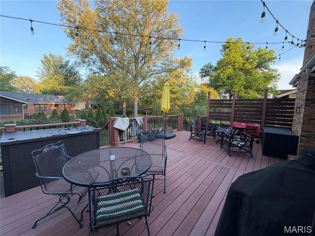 7070 Bumble Bee Lane, St Louis, MO 63129