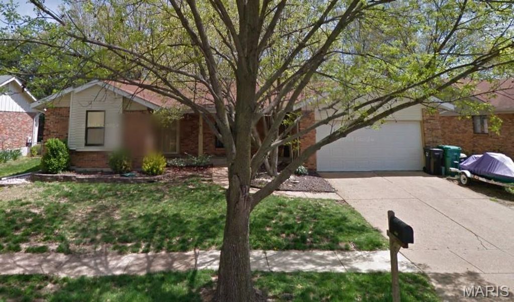 7070 Bumble Bee Lane, St Louis, MO 63129
