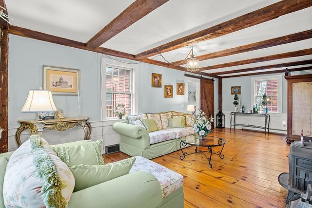 252 Clark Hill Rd, New Boston, NH 03070