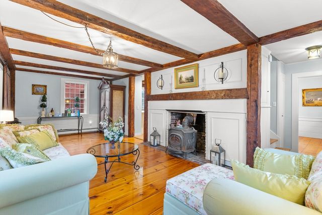 252 Clark Hill Rd, New Boston, NH 03070