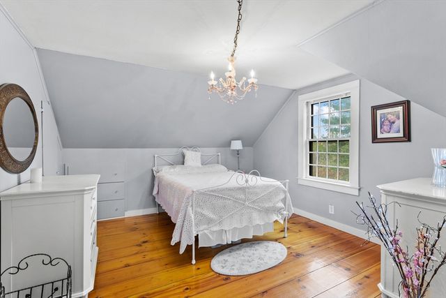 252 Clark Hill Rd, New Boston, NH 03070