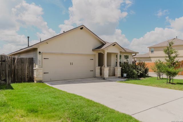 6554 HOFFMAN PLN, San Antonio, TX 78252