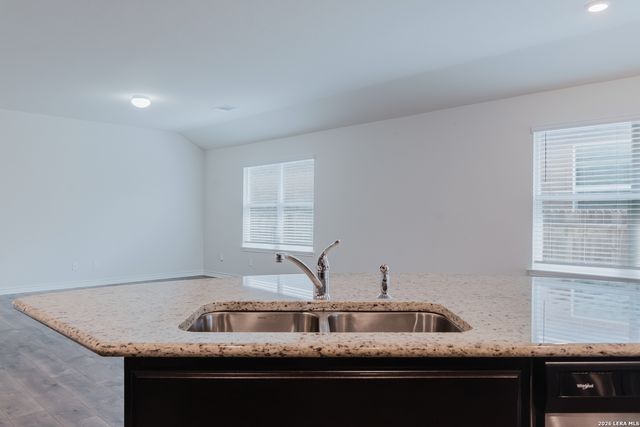 6554 HOFFMAN PLN, San Antonio, TX 78252