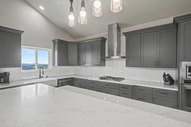 9515 Ham Luddy Rd, Mountain Ranch, CA 95246