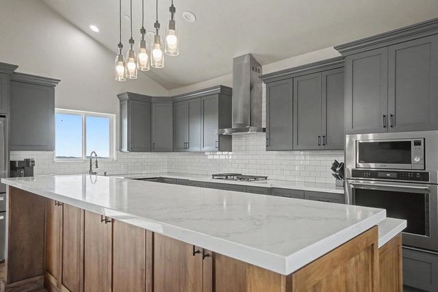 9515 Ham Luddy Rd, Mountain Ranch, CA 95246