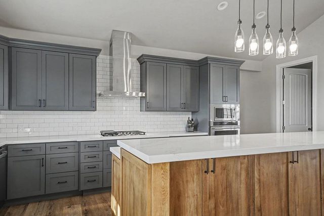 9515 Ham Luddy Rd, Mountain Ranch, CA 95246