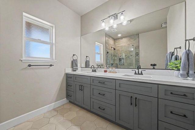 9515 Ham Luddy Rd, Mountain Ranch, CA 95246