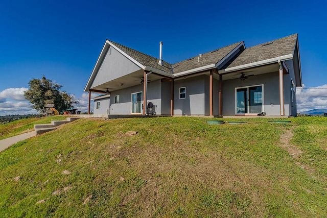 9515 Ham Luddy Rd, Mountain Ranch, CA 95246