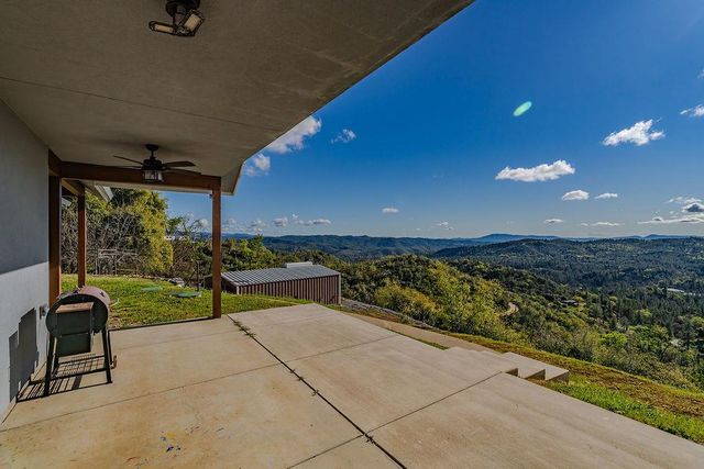 9515 Ham Luddy Rd, Mountain Ranch, CA 95246