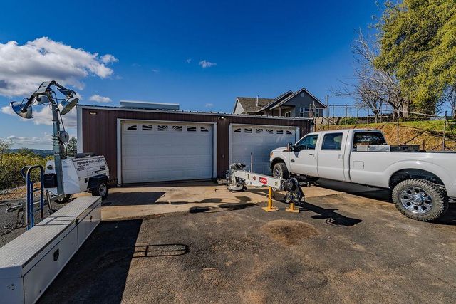 9515 Ham Luddy Rd, Mountain Ranch, CA 95246