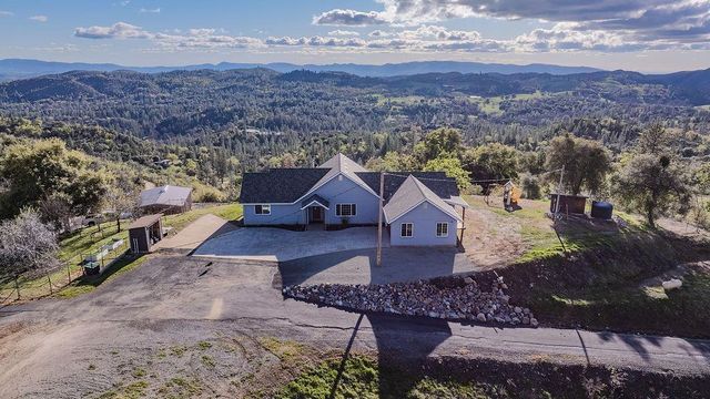 9515 Ham Luddy Rd, Mountain Ranch, CA 95246