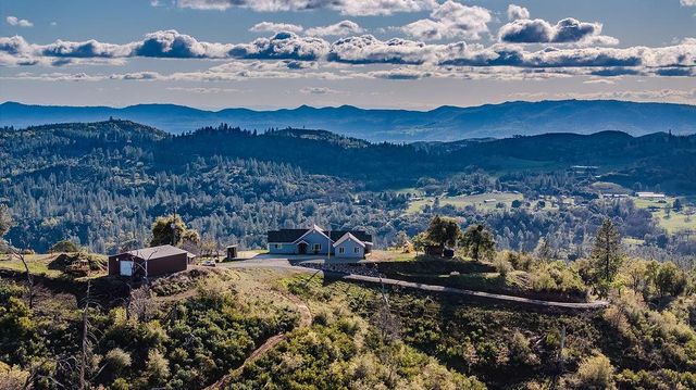 9515 Ham Luddy Rd, Mountain Ranch, CA 95246