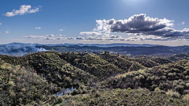 9515 Ham Luddy Rd, Mountain Ranch, CA 95246