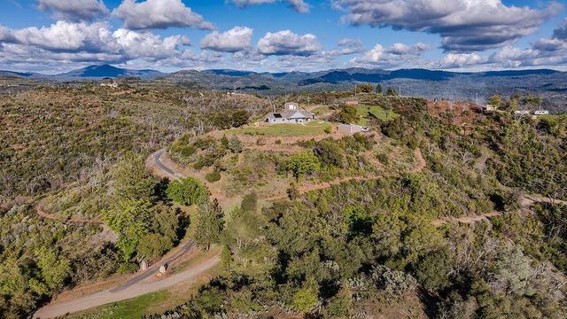 9515 Ham Luddy Rd, Mountain Ranch, CA 95246