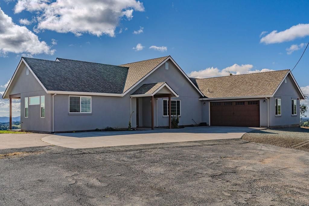 9515 Ham Luddy Rd, Mountain Ranch, CA 95246