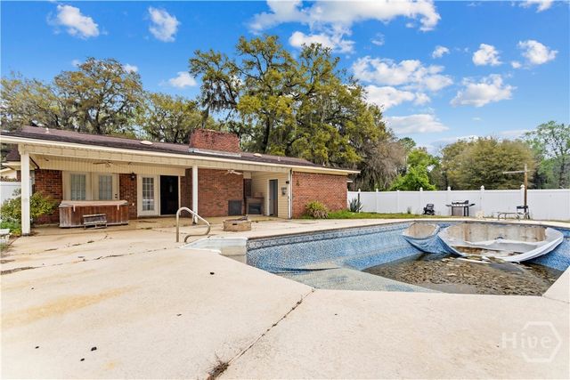 160 Hall Street, Hinesville, GA 31313