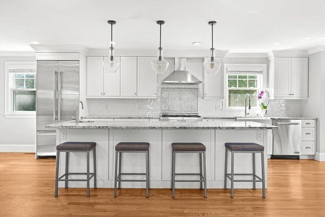 21 Willowdale Road, Winchester, MA 01890