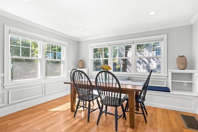 21 Willowdale Road, Winchester, MA 01890