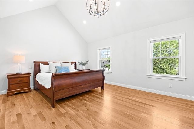21 Willowdale Road, Winchester, MA 01890