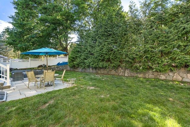 21 Willowdale Road, Winchester, MA 01890