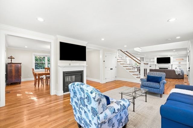 21 Willowdale Road, Winchester, MA 01890