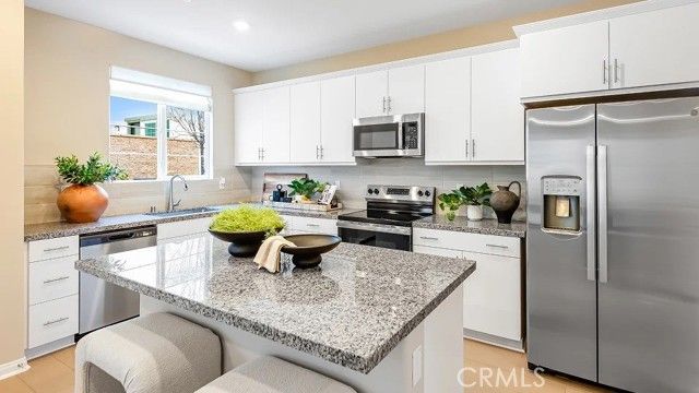 1682 Phantom Lane, Rialto, CA 92376