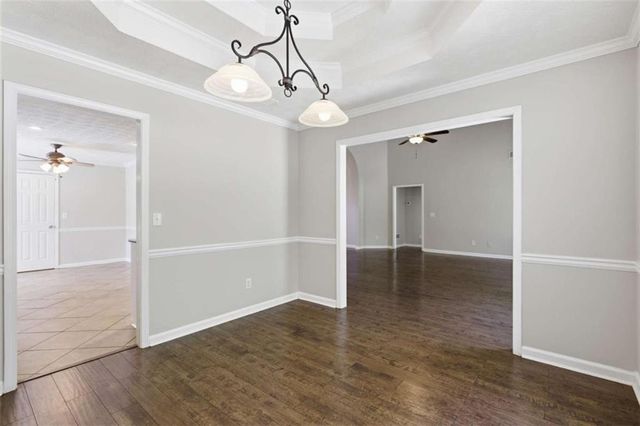 2820 Meadow Gate Way, Loganville, GA 30052