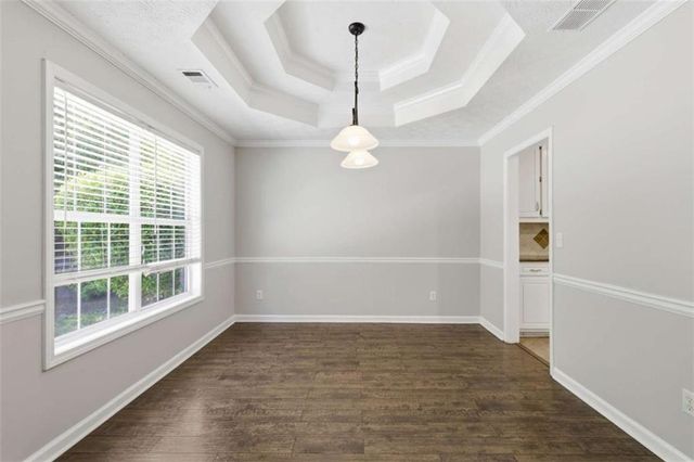 2820 Meadow Gate Way, Loganville, GA 30052
