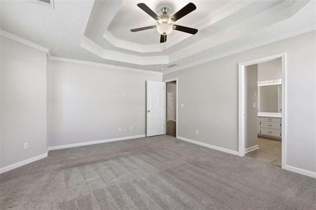 2820 Meadow Gate Way, Loganville, GA 30052