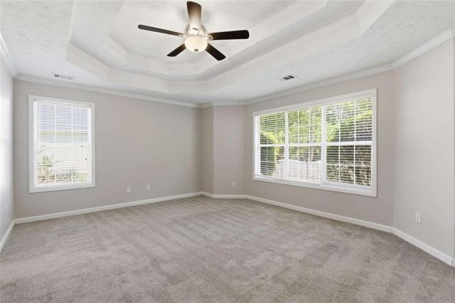 2820 Meadow Gate Way, Loganville, GA 30052