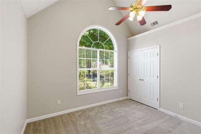 2820 Meadow Gate Way, Loganville, GA 30052