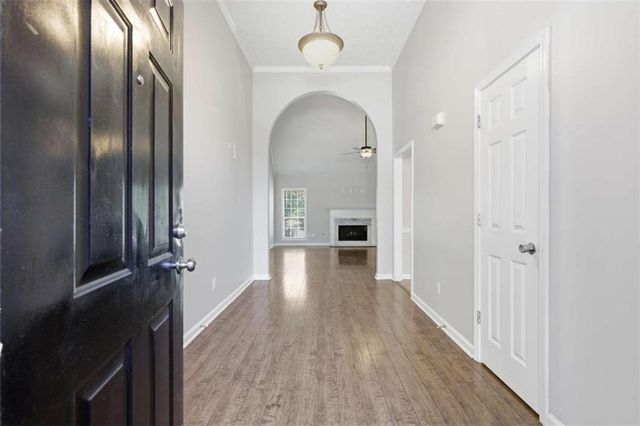 2820 Meadow Gate Way, Loganville, GA 30052