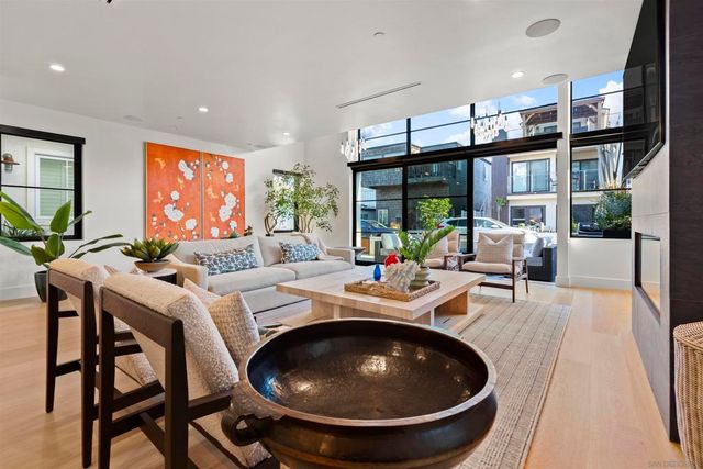 119 41st, Newport Beach, CA 92663