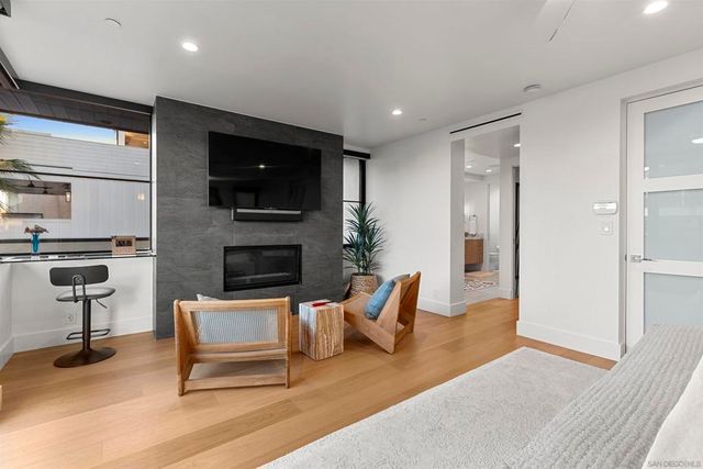 119 41st, Newport Beach, CA 92663