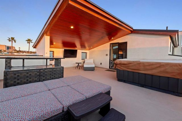 119 41st, Newport Beach, CA 92663