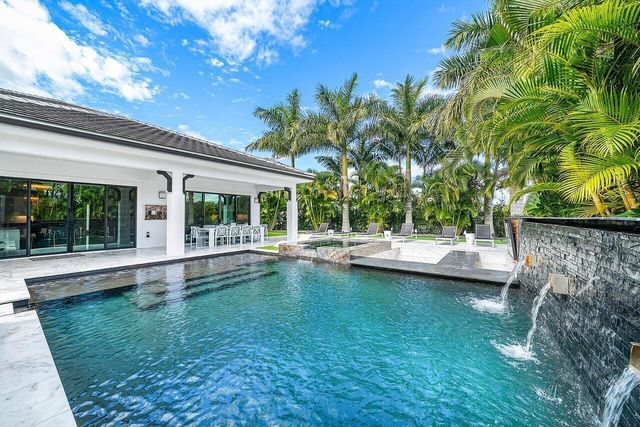 3019 Gin Berry Way, West Palm Beach, FL 33401