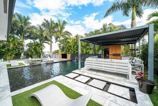 3019 Gin Berry Way, West Palm Beach, FL 33401