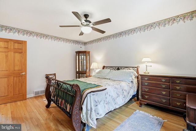 114 DOLLY LN, Chalfont, PA 18914