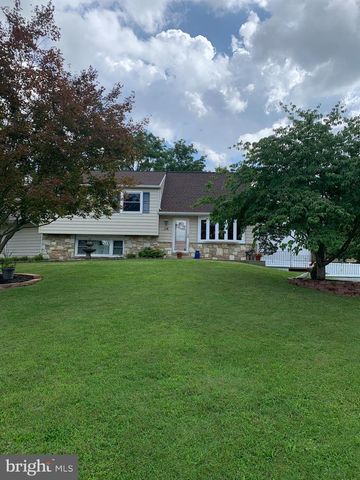 114 DOLLY LN, Chalfont, PA 18914