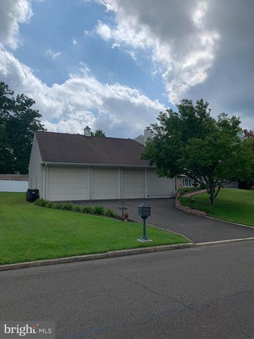 114 DOLLY LN, Chalfont, PA 18914
