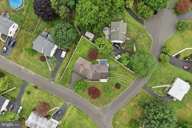 114 DOLLY LN, Chalfont, PA 18914