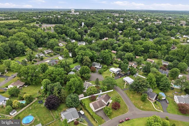114 DOLLY LN, Chalfont, PA 18914