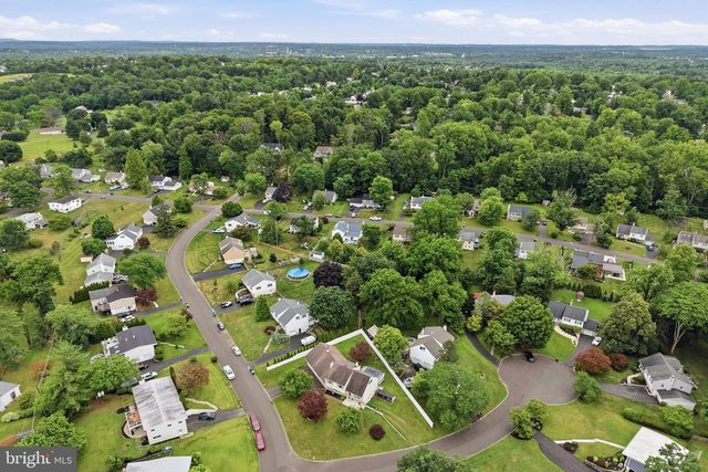 114 DOLLY LN, Chalfont, PA 18914