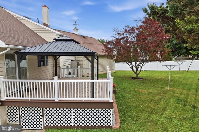 114 DOLLY LN, Chalfont, PA 18914