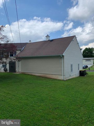 114 DOLLY LN, Chalfont, PA 18914