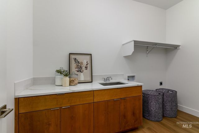 5641 W Milano Dr, Meridian, ID 83646